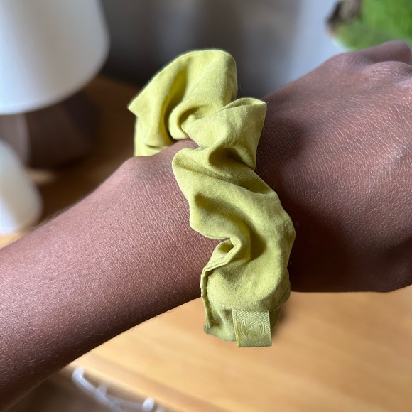 Lululemon Scrunchie - Picture 3 of 3